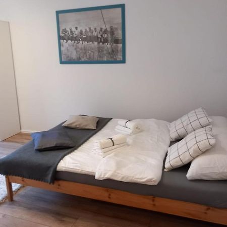 Warta Piastowskie Apartament Posen Exterior foto